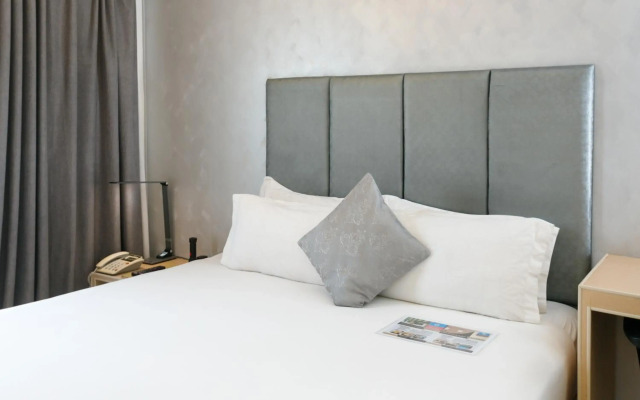 Regency Grand Suites