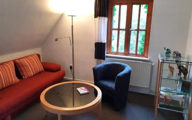 Carl 7 - Ruhig, Bezaubernd, Eigen