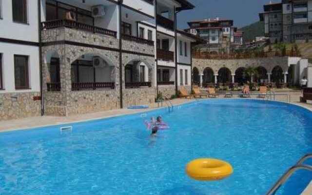 Dinevi Resort - Complex Etara