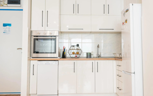 High-End Spacious Apartment next to City Mall