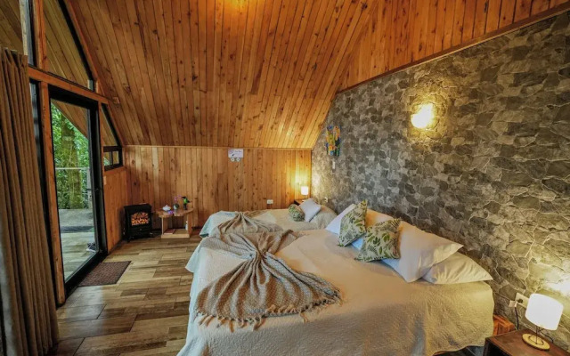Tityra Lodge