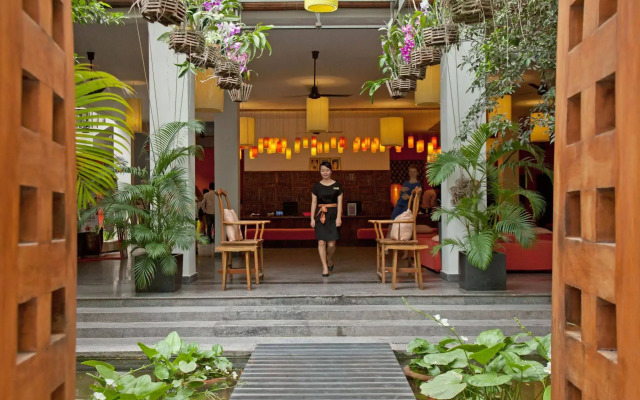 TeaHouse Asian Urban Hotel