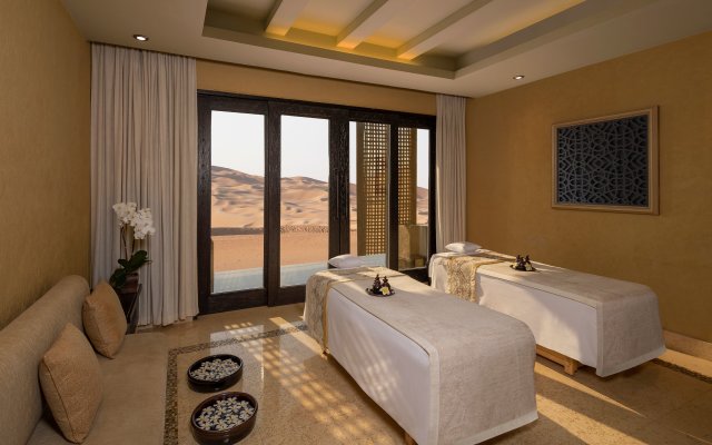 Qasr Al Sarab Desert Resort by Anantara