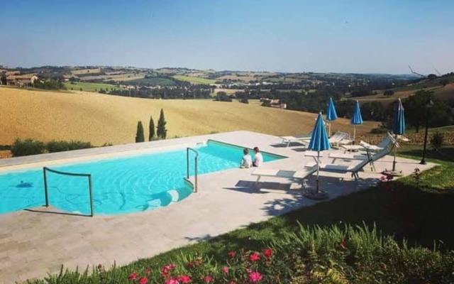 Family Villa, Pool and Country Side Views, Italy