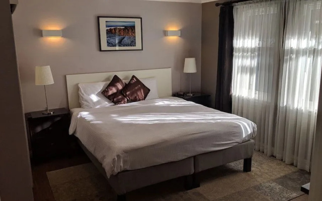 Maclean Guest House