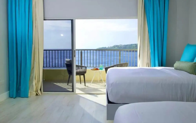 LA Vue Boutique Hotel & Beach Club