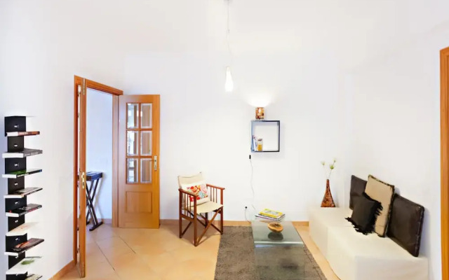 Alameda in Faro With 2 Bedrooms and 2 Bathrooms