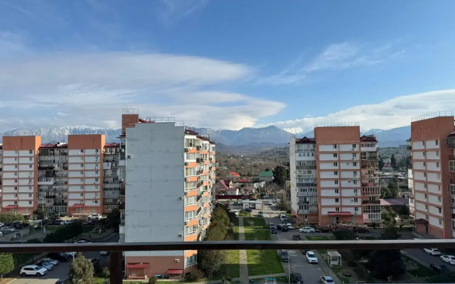 Apartments on Urozhnaya street 71/1k6