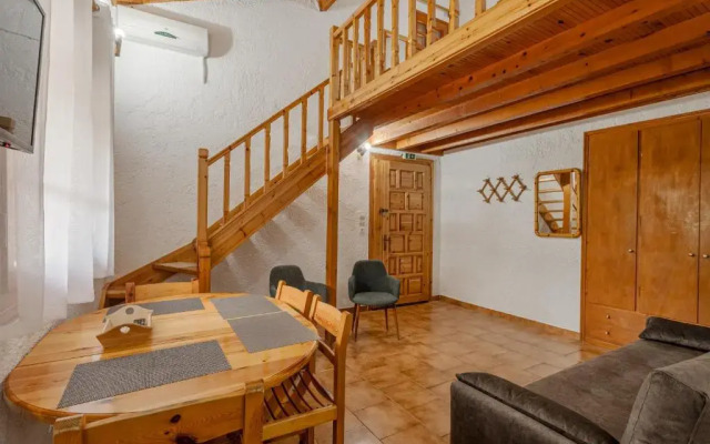 Sophia's maisonette 2