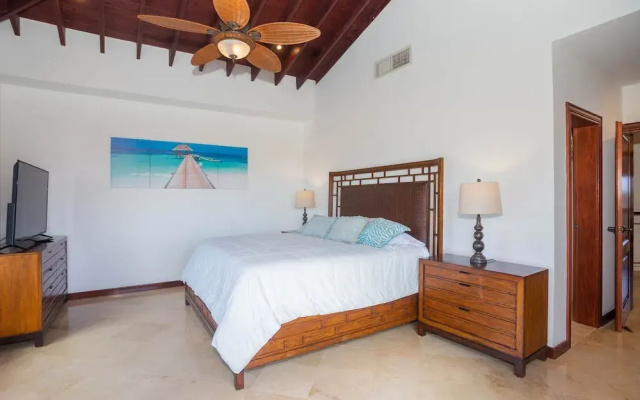 1111 Pearl Court at Pristine Bay