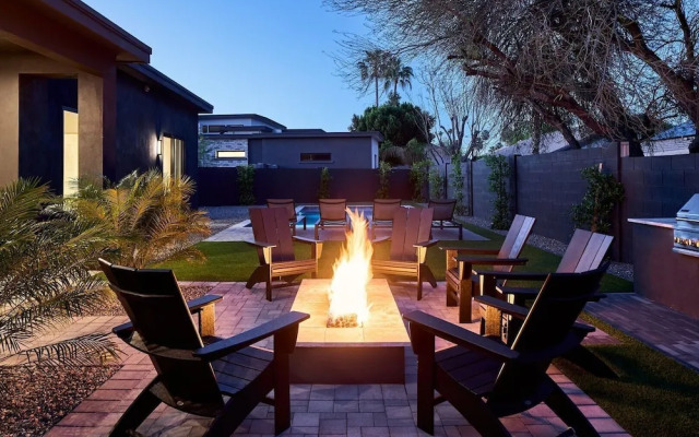 Luxe - Solstice Retreat - Heated Pools - 2 Homes