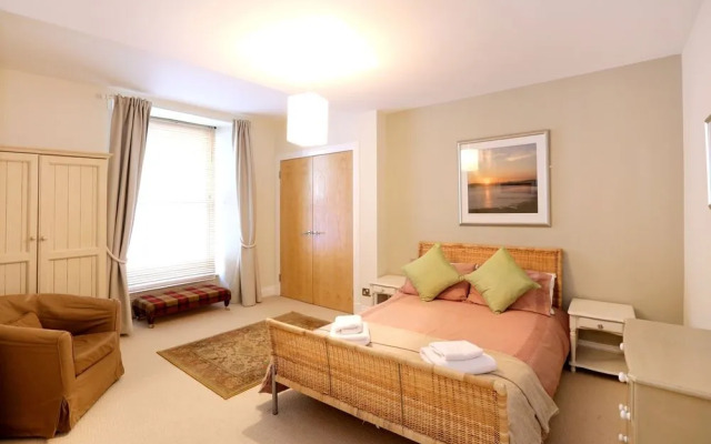 City Element Suite Edinburgh