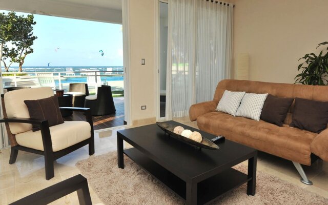 Watermark Luxury Oceanfront All Suite Hotel
