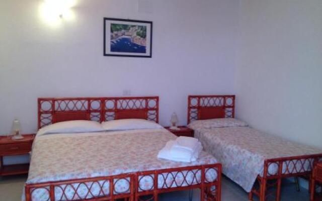 Camping Gioiosa B&B