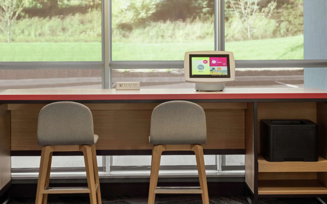 Tru by Hilton Duluth Mall Area