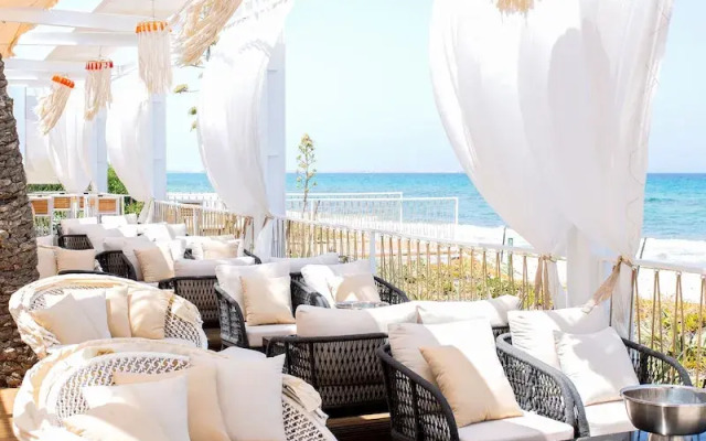 Hotel Sandra Beach