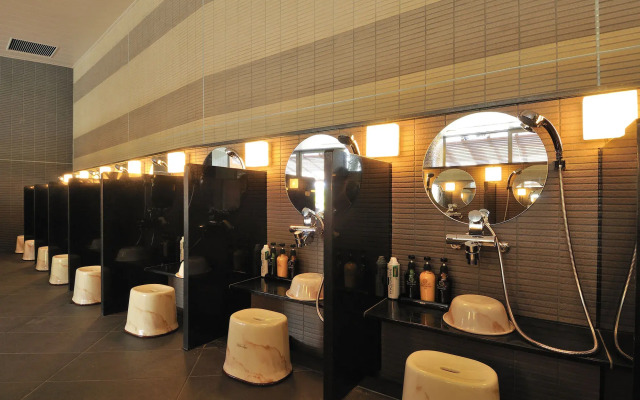 Loisir Spa Tower Naha