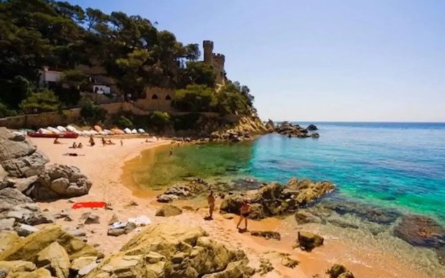 104664 - Villa in Lloret de Mar