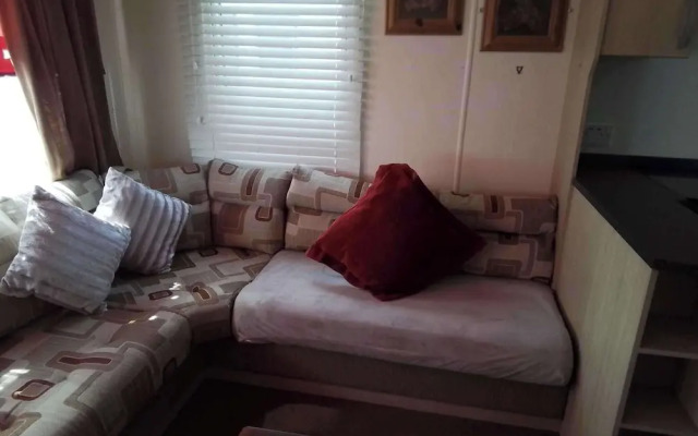 Sleep4 Cabin - Self-checkin, Free Parking, Petok
