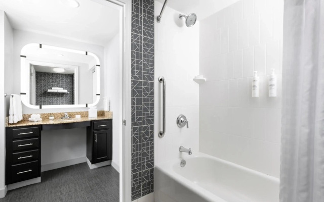 Homewood Suites by Hilton Manchester/Airport