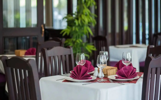 MK Royal Hotel