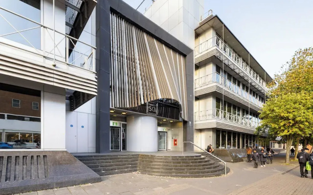 The Hounslow Apartment