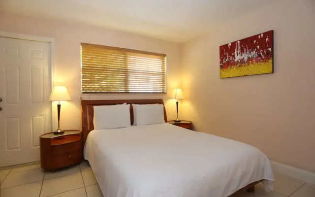 Lauderdale Villas, Suites by the Sea