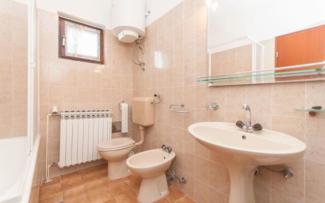 Apartments and Room Danijel