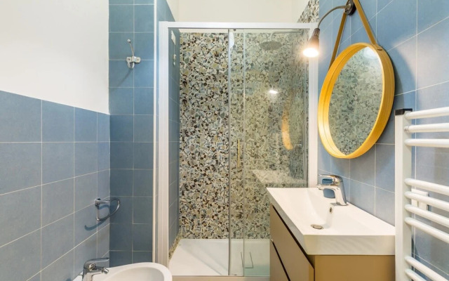Donna Costanza - Stylish and Panoramic Flat