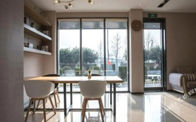 MAXACCOM Rest comfort hotel