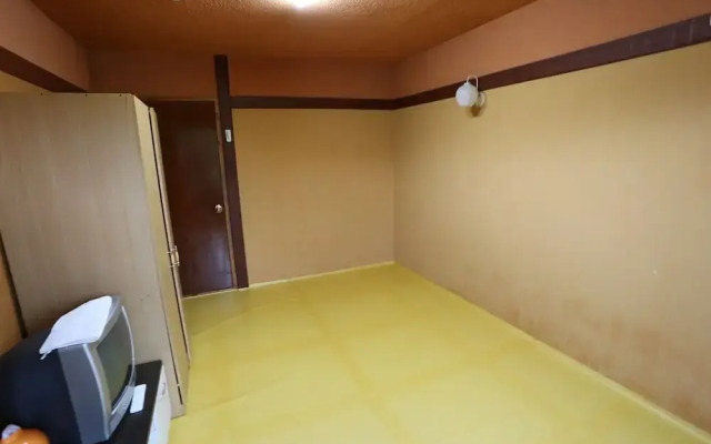 Gomangnan Dol Pension