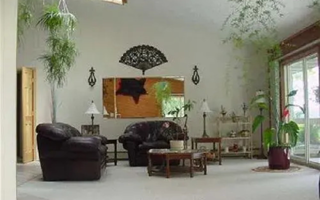 Rodgers Roost Bed & Breakfast