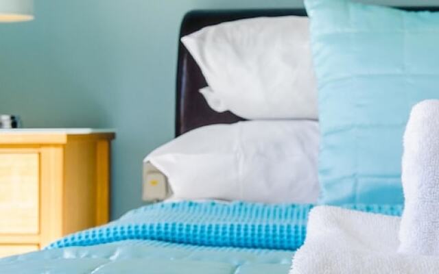 Oceanview Luxury Apartment 064