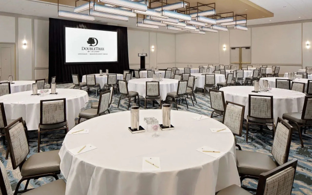 DoubleTree by Hilton Chicago - Magnificent Mile