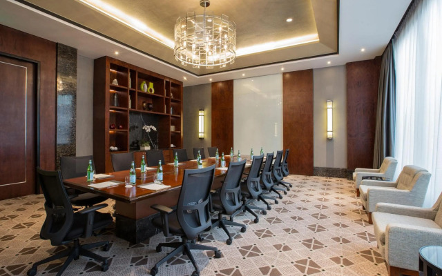 Makati Diamond Residences