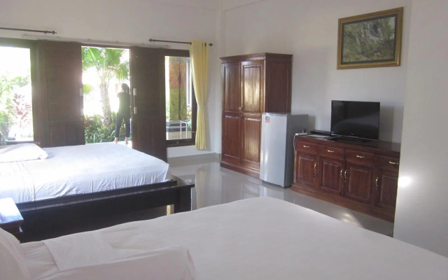 Putu Guest House 2