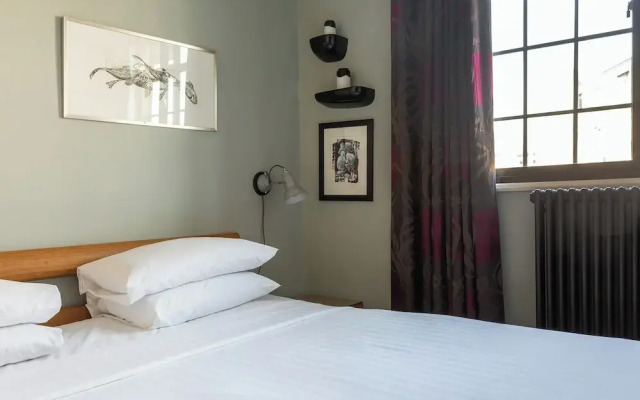 Cockspur Street by Onefinestay