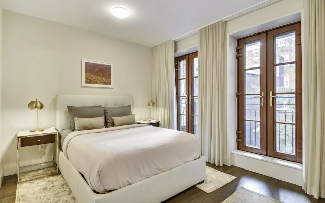 Gramercy Townhouse