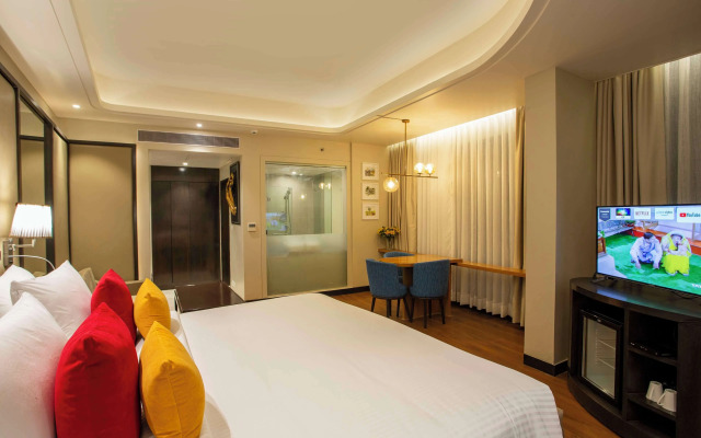 The Vaishnodevi Sarovar Portico