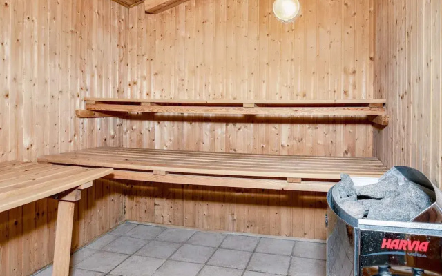 10 Person Holiday Home in Vestervig-by Traum