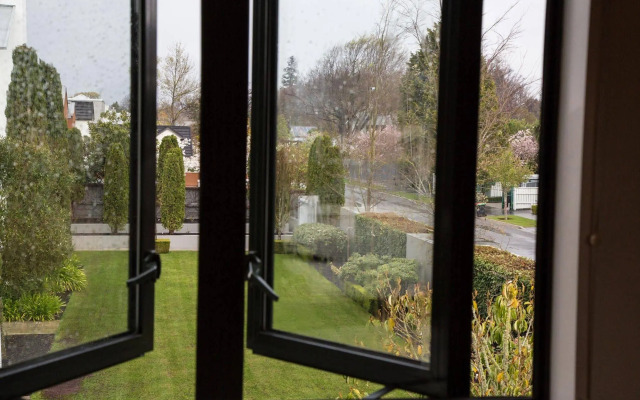 40 Thornycroft Street Bed and Breakfast