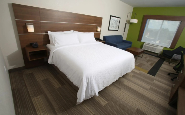 Holiday Inn Express McCook by IHG