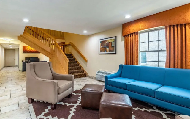 Quality Inn Newton at I-80