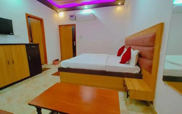 Fabhotel Elegance