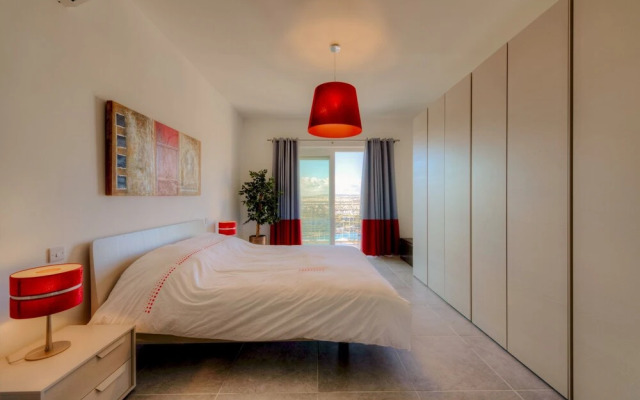 THE Ultimate Luxury, Sliema With Pool