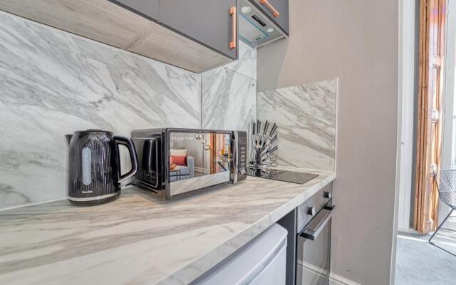 Stylish Worcester Studio Apartment