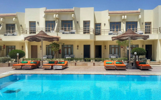 Cataract Layalina Naama Bay