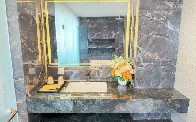 Bien Sao Hotel Duong Quang Ham