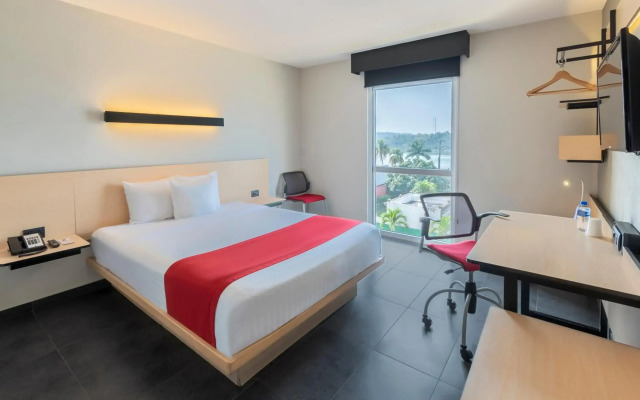 City Express by Marriott Paraiso