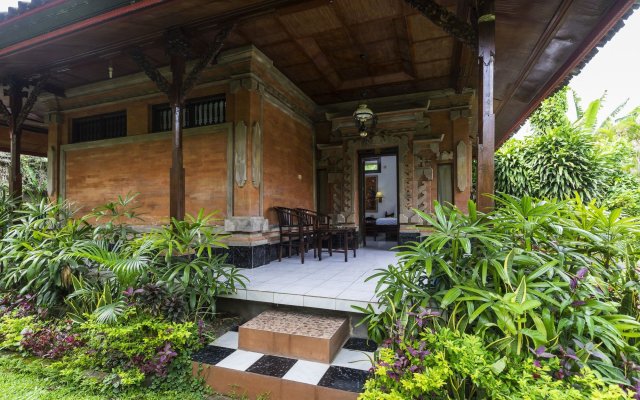 Bali Wirasana Inn